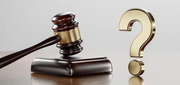 gavel-golden-question-mark-symbol-wooden-table-law-lawyer-concept-solving-legal-issues_1363766-14