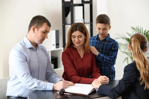 Divorced,Parents,With,Their,Son,Visiting,Lawyer.,Concept,Of,Child